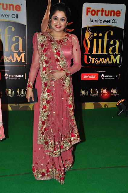 Beautiful Actress Ramya Krishna Photos At IIFA Utsavam Awards 9
